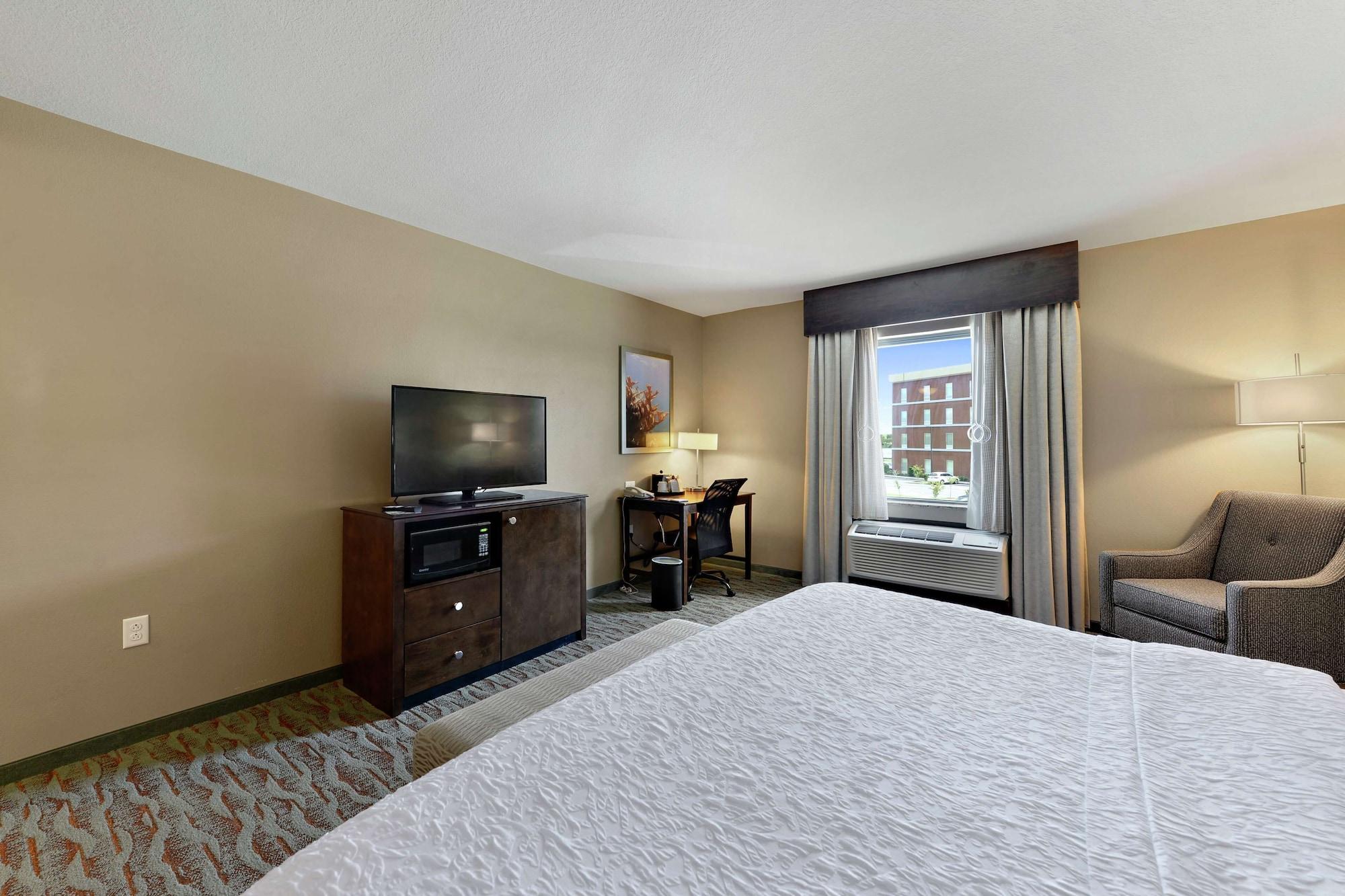 Hampton & Hotel Gulfport