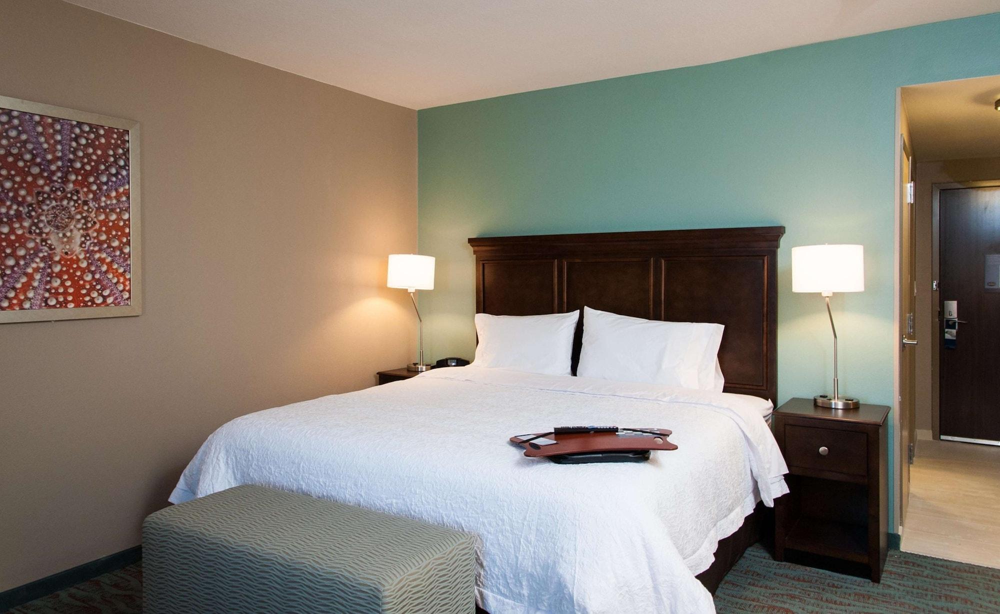 Hampton & 3* Gulfport