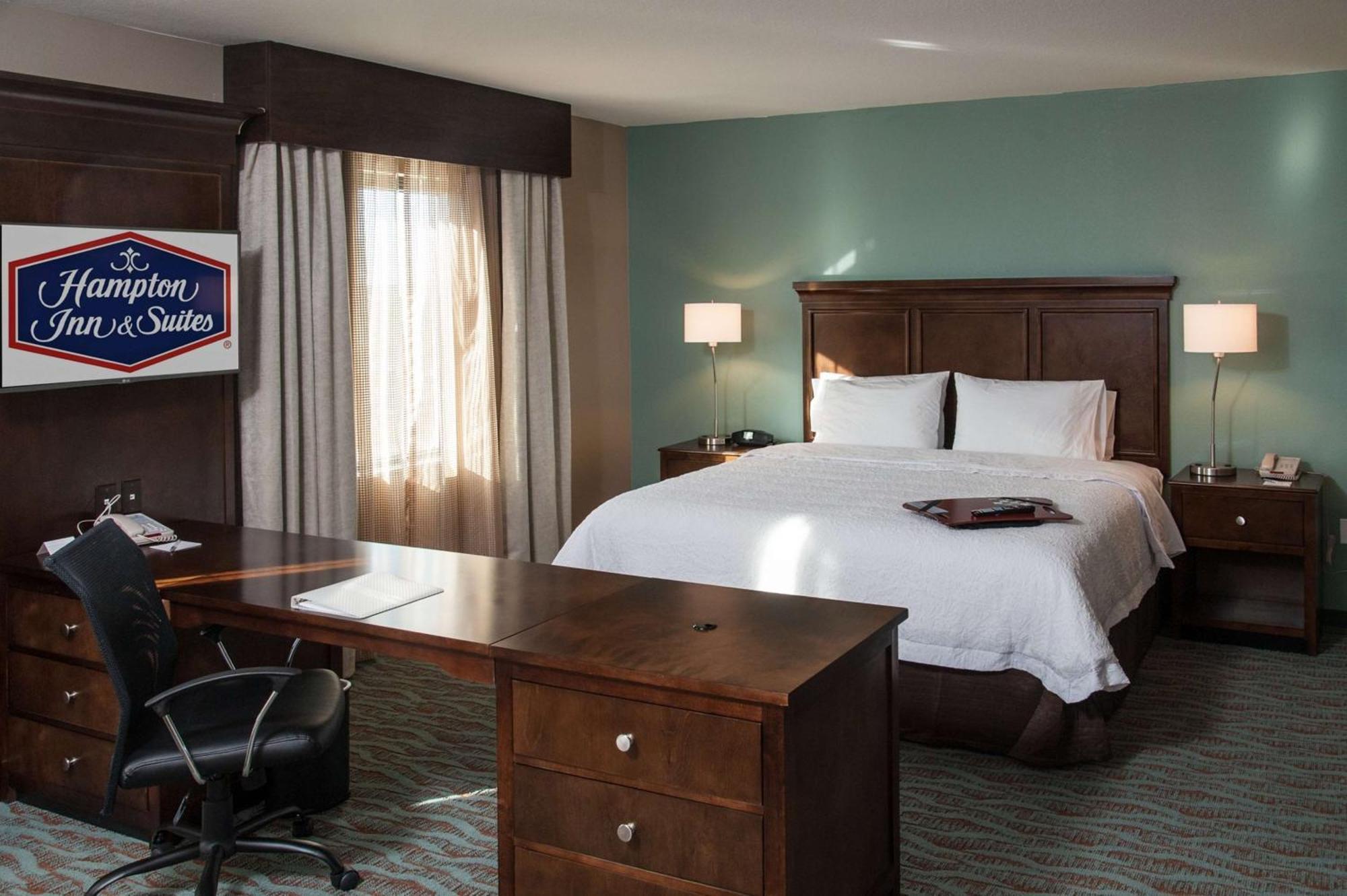 Hampton & Hotel Gulfport