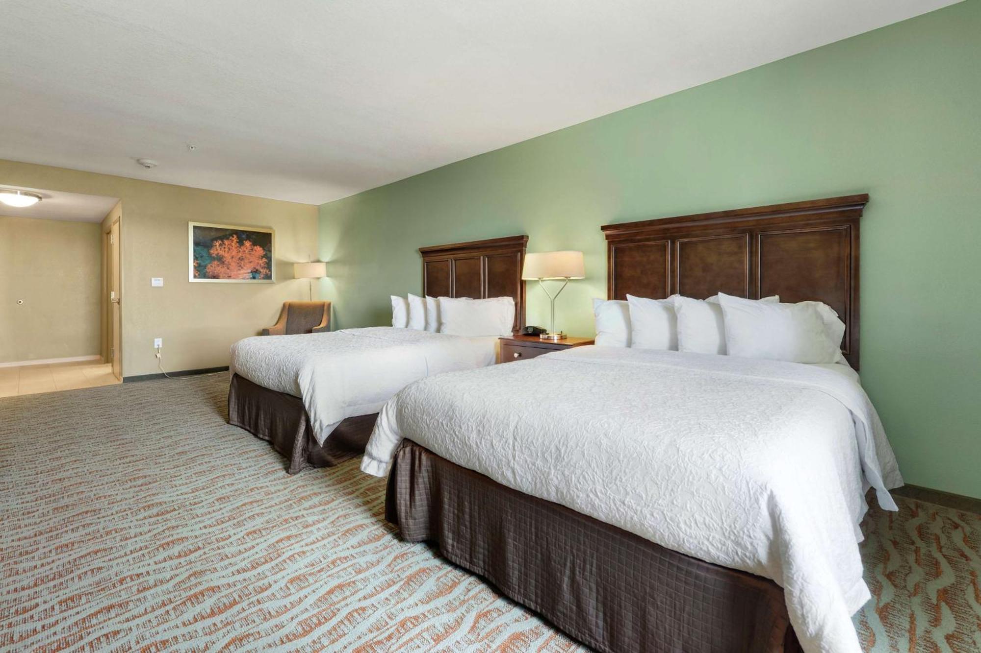 Hotel Hampton &