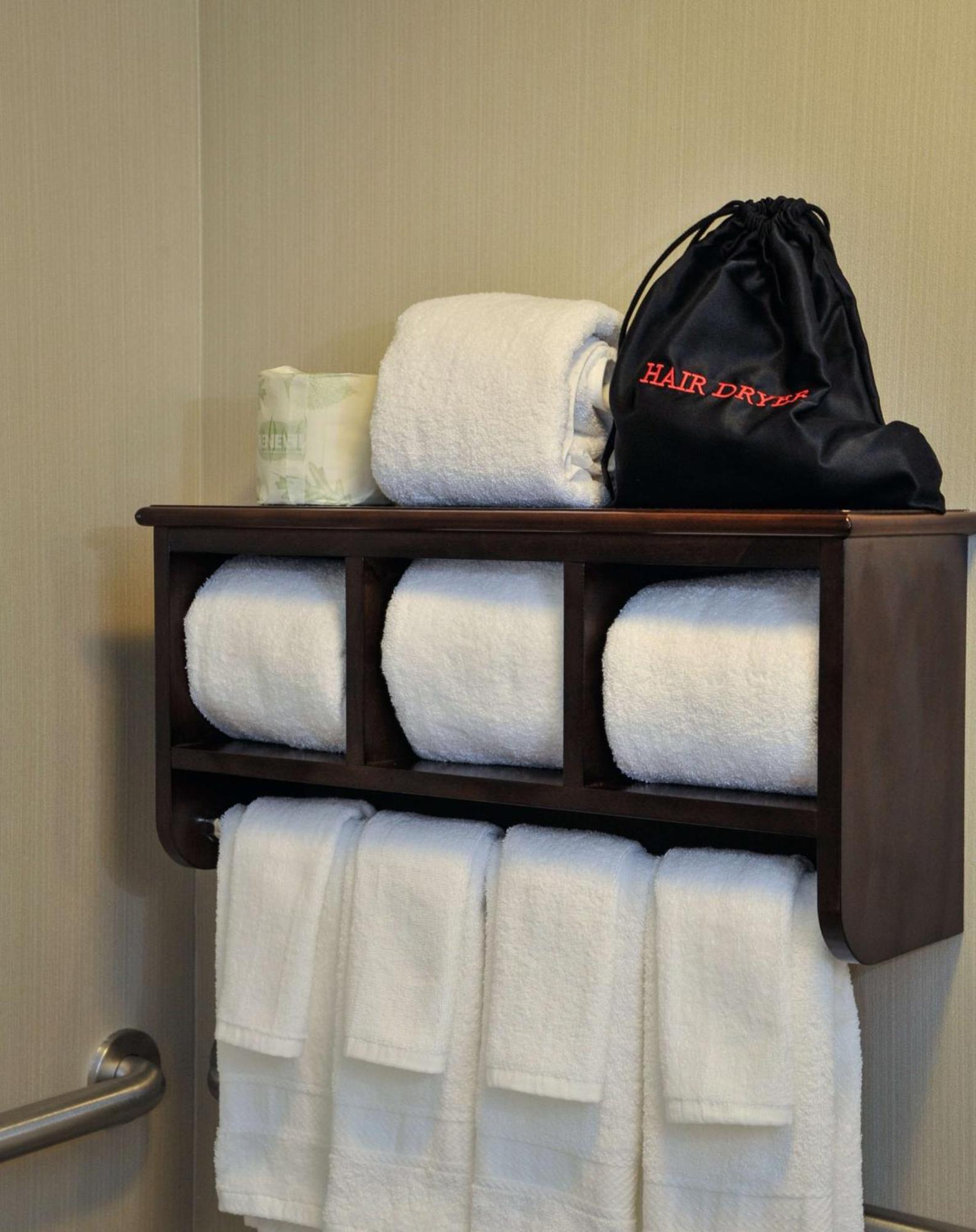 Hotel Hampton &